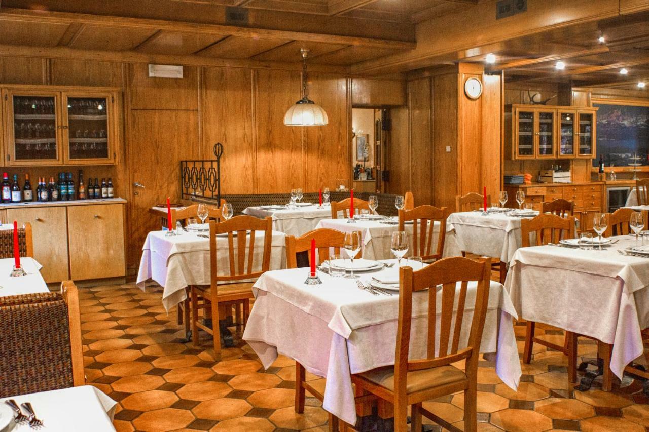 Hotel Alpino Cuasso Al Monte Esterno foto