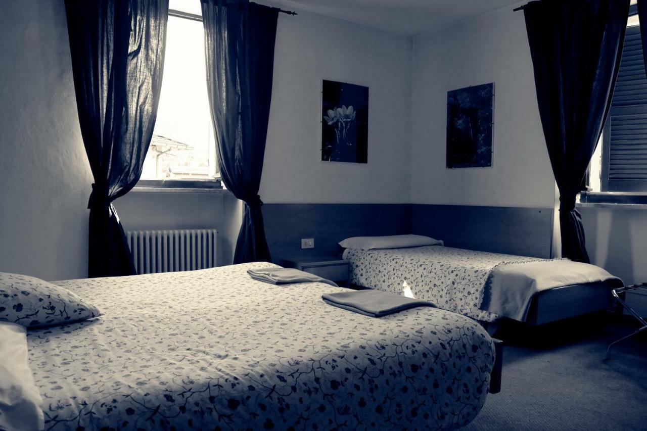 Hotel Alpino Cuasso Al Monte Esterno foto